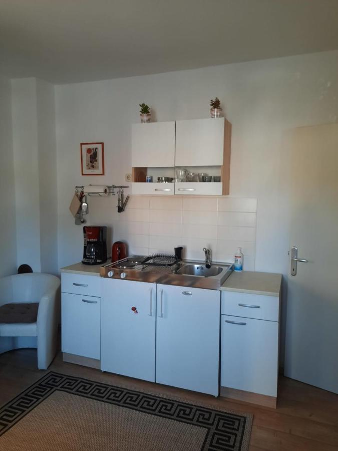 Studio Katalpa Apartment